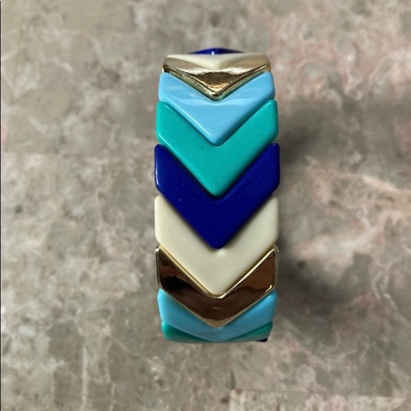 Jewelry - Bangle Colorful Resin Bracelet